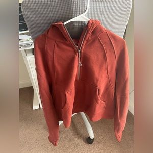 Lululemon Scuba Half Zip - M/L